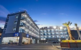 Gold Beach Yeosu 3*