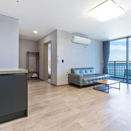 Gold Beach Resort Yeosu Esterno foto