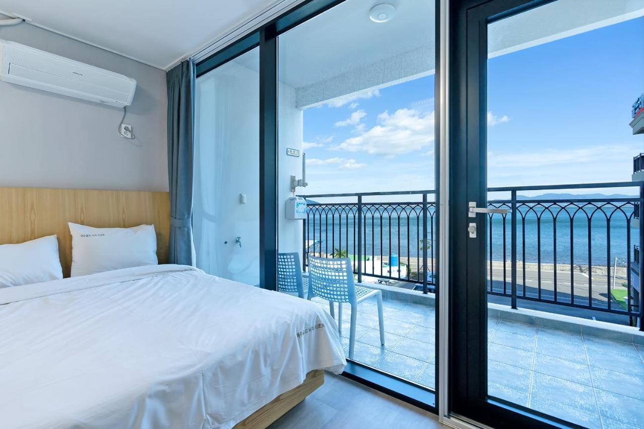 Gold Beach Resort Yeosu Esterno foto
