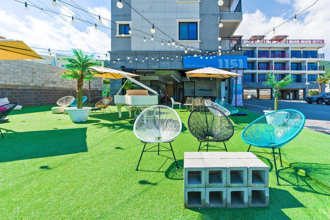 Gold Beach Resort Yeosu Esterno foto