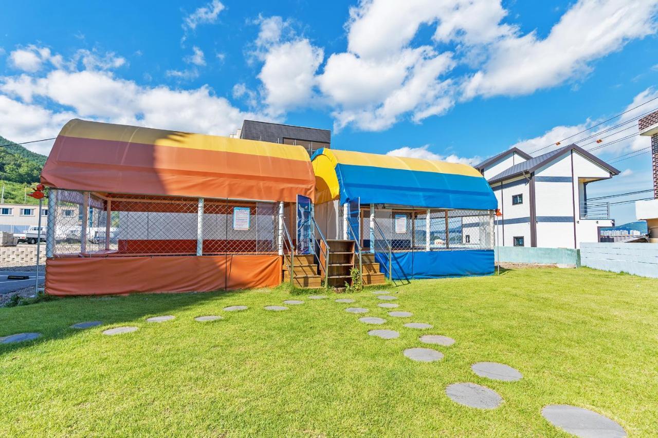Gold Beach Resort Yeosu Esterno foto